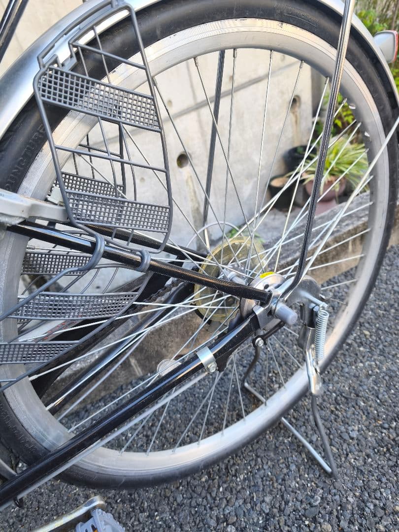 名古屋市　27インチ　自転車　多段変速　ノーパンクタイヤ