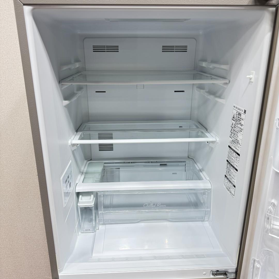 東京23区送料無料 美品パナソニック3ドア冷蔵庫2022年製335L 洗浄