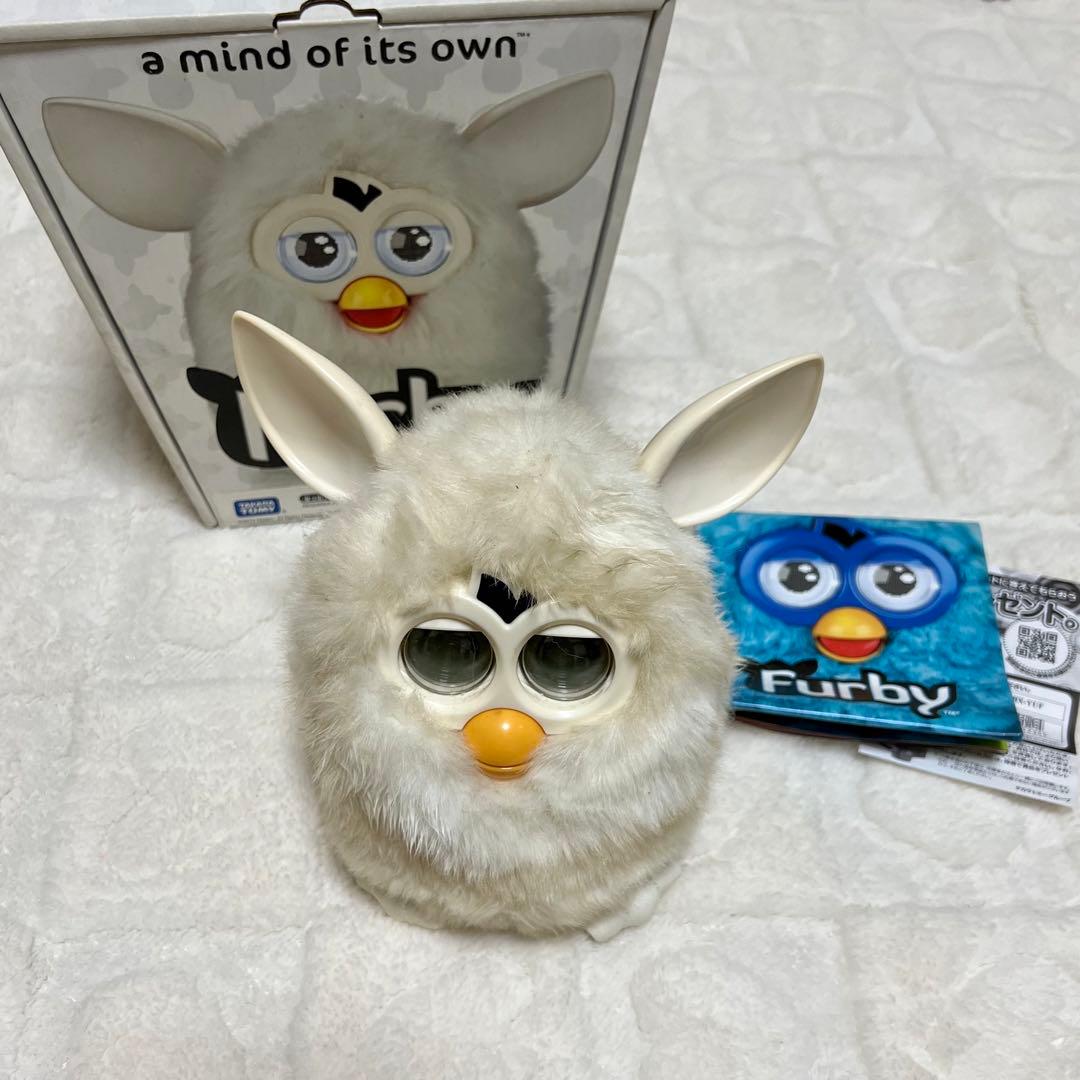箱付き ファービー マシュマロホワイト Furby 訳あり - メルカリ