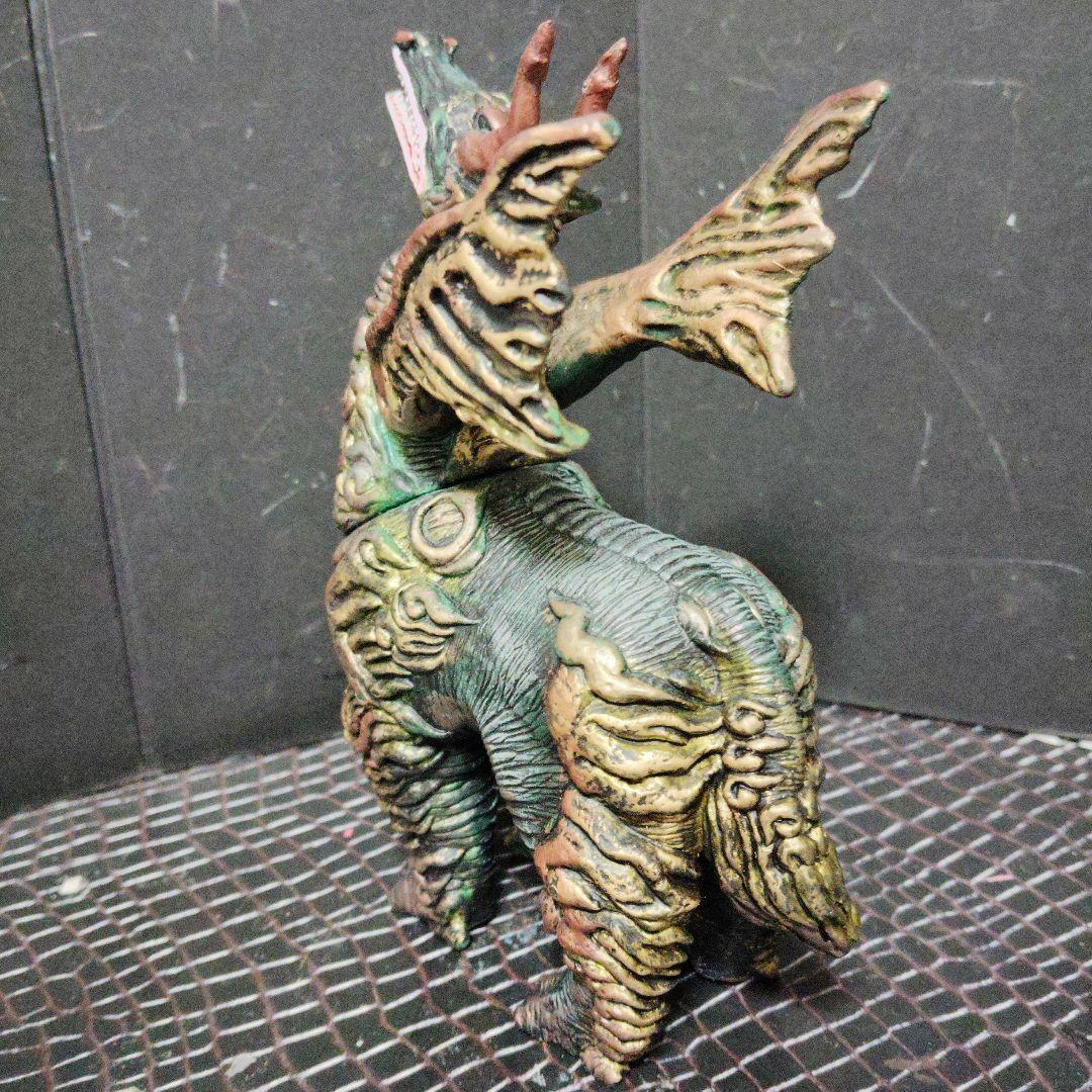 上野淳子ウルトラ怪獣旧型ソフビ確認画像