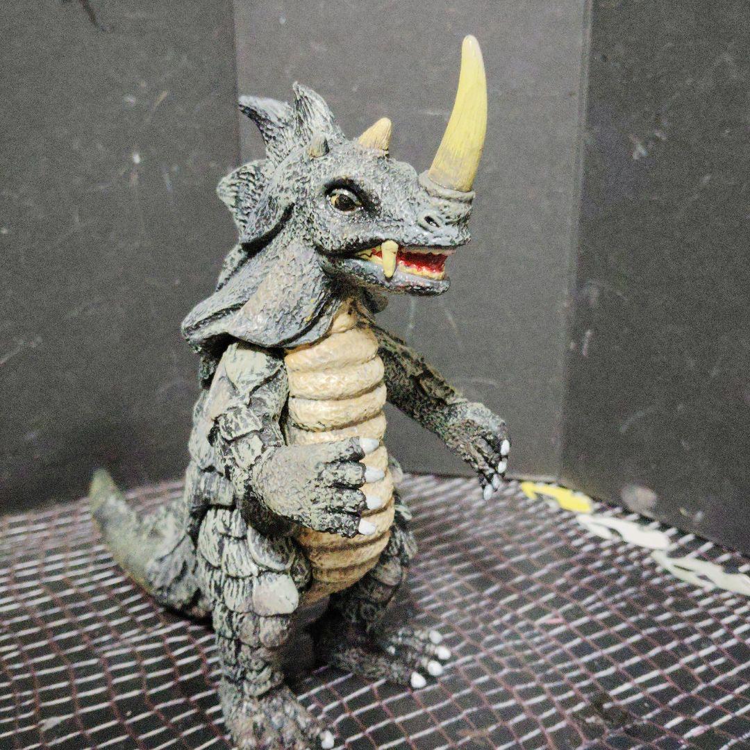 上野淳子ウルトラ怪獣旧型ソフビ確認画像