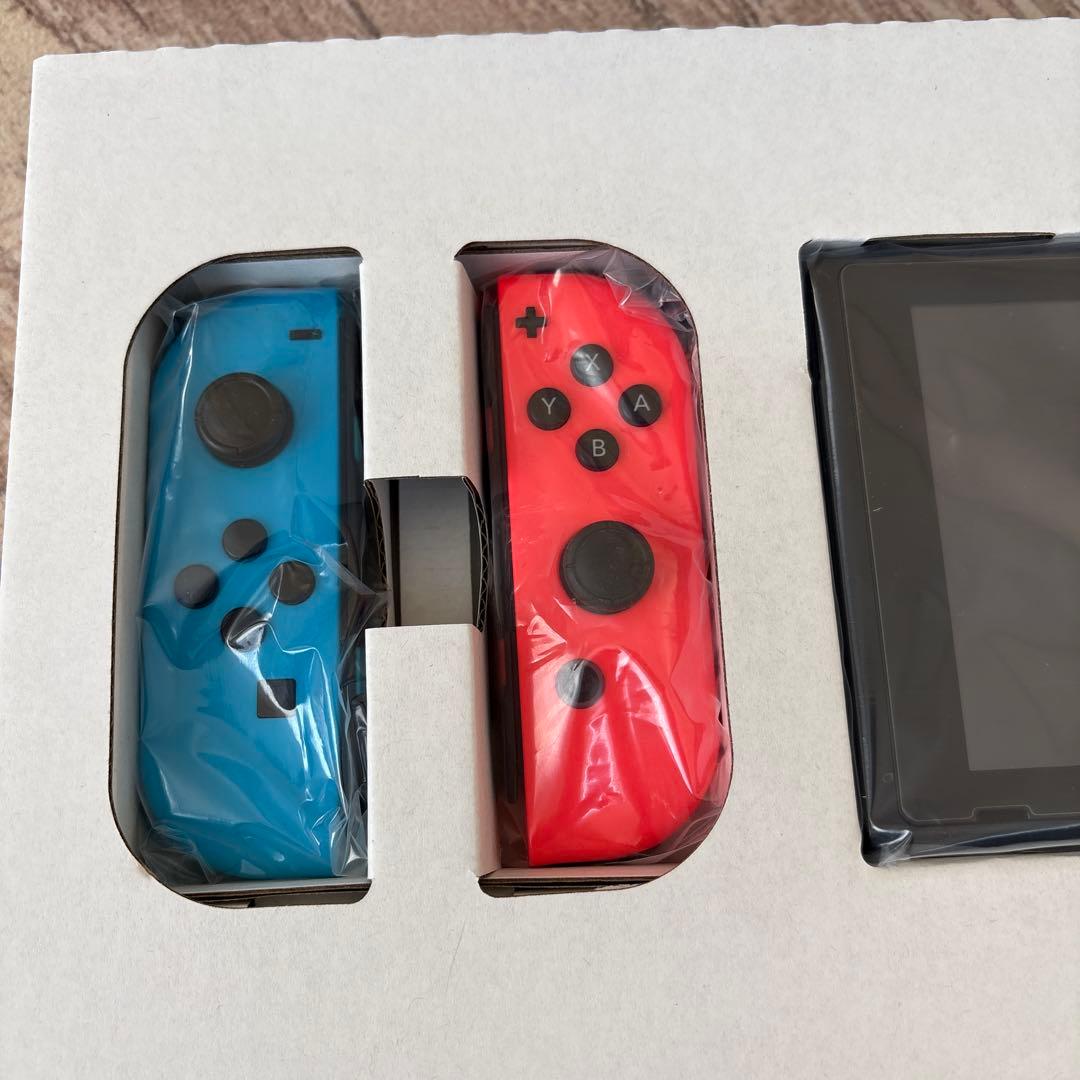 Nintendo Switch 赤/青 Joy-Con 本体