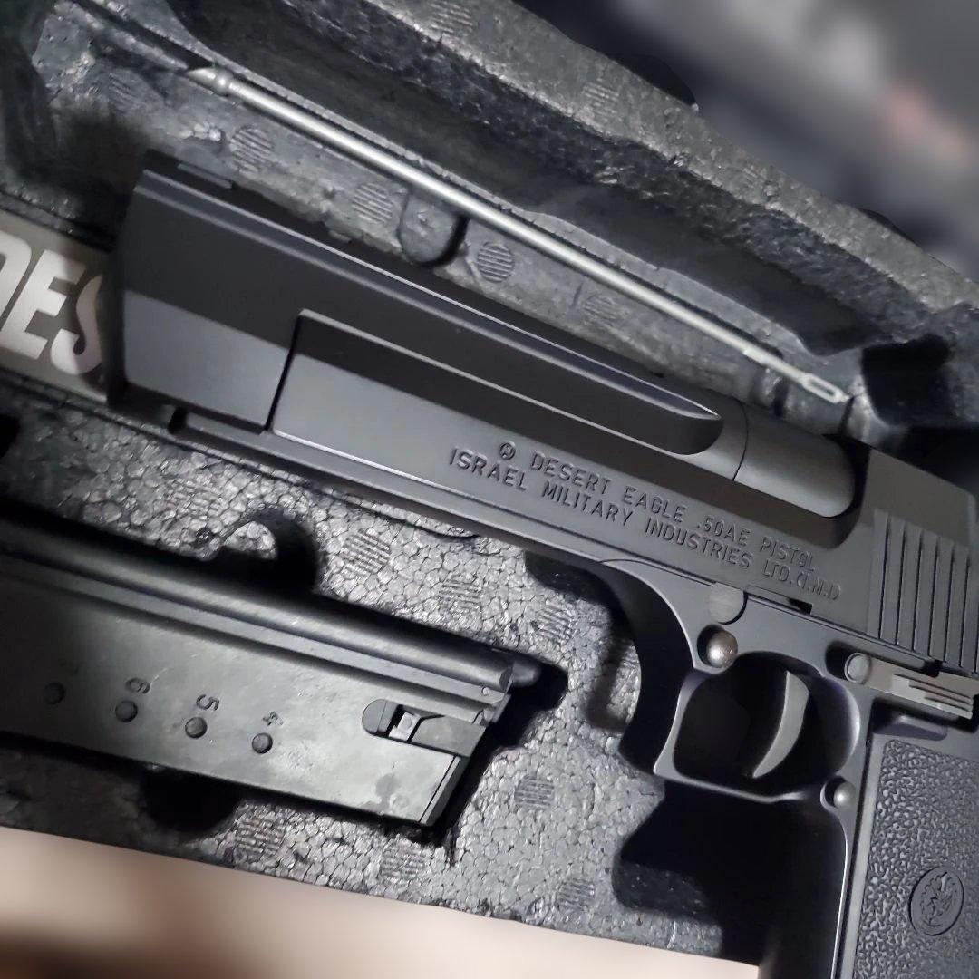 東京マルイ デザートイーグル黒&銀 2丁セット