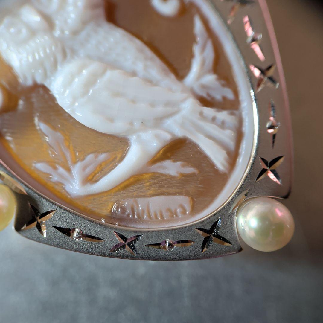 ブローチ ペンダントトップ 2way K18 K14 WG シェルカメオ 真珠 - メルカリ