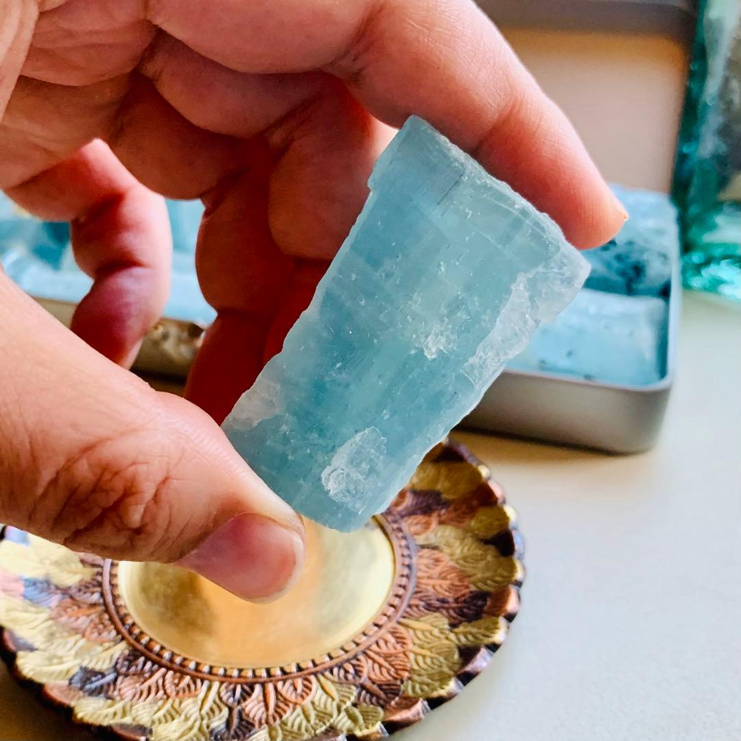 蝕像アクアマリン・バー7原石/巨大結晶/鉱物標本/虹入り