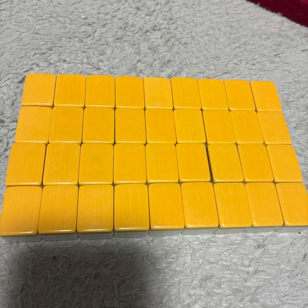 麻雀牌セット プラスチック製 赤色ケース付き　 任天堂　役満　特重