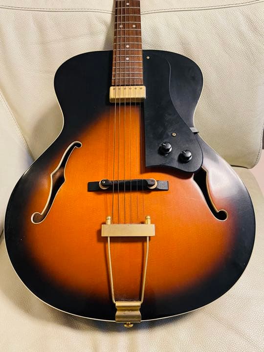 希少ピックギターミニハムバック付きAria FA50GE 希少ピックギター