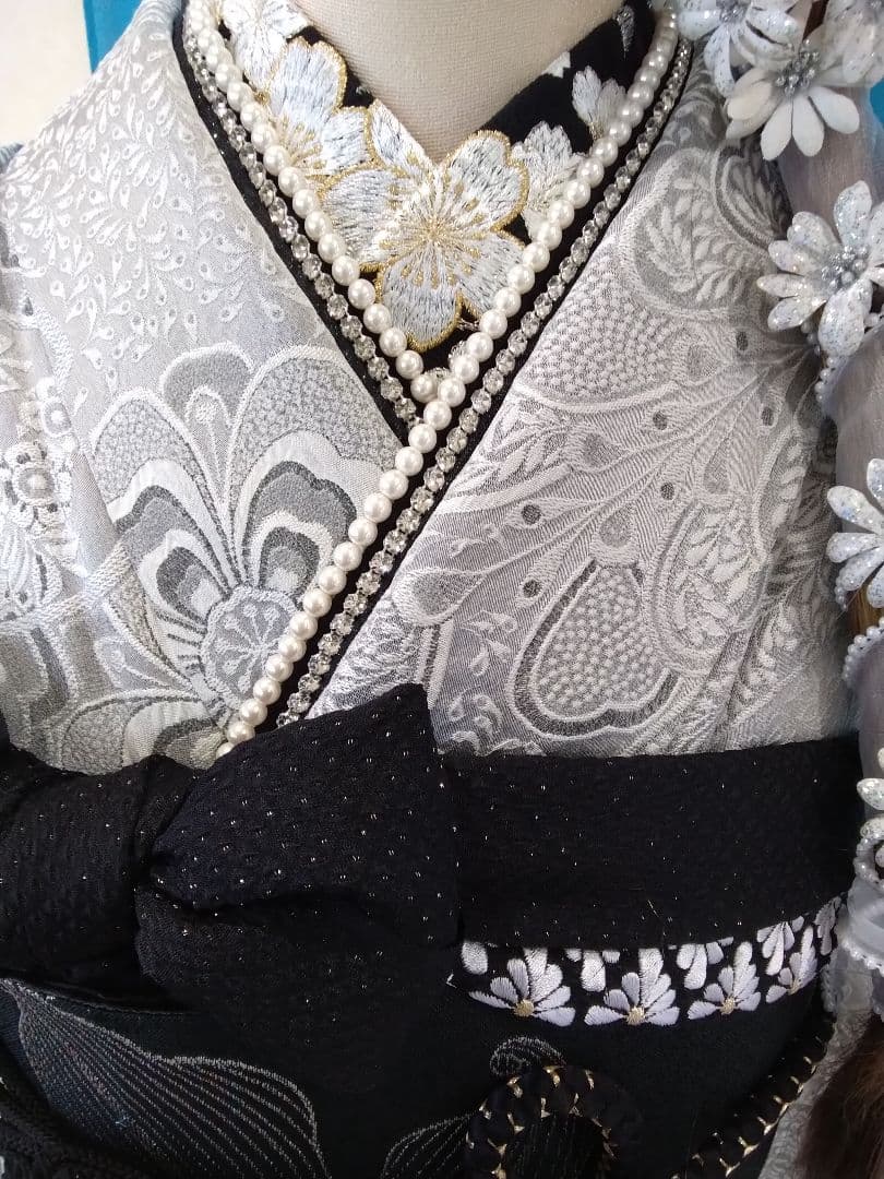 振袖、正絹山岡古都振袖、落款、西陣袋帯、 - メルカリ