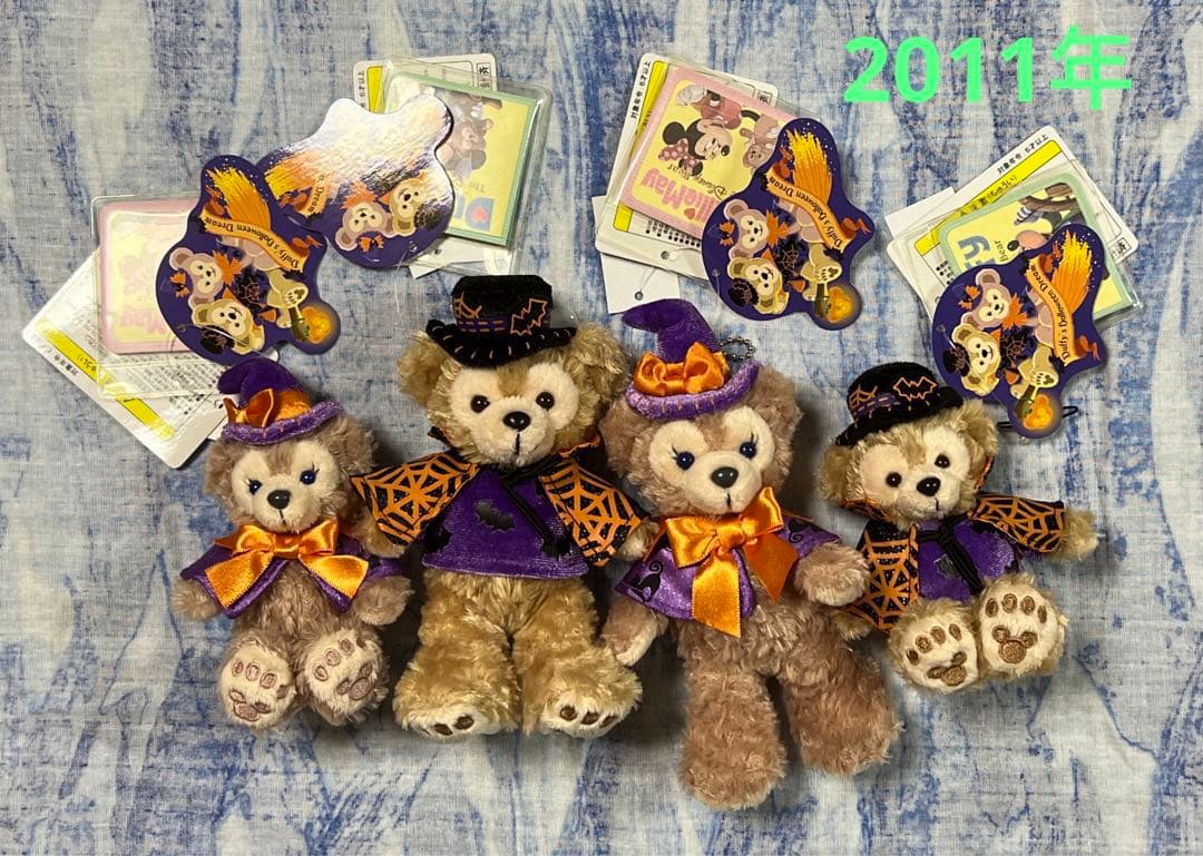 ディズニー ダッフィー ハロウィン ぬいぐるみバッジ ストラップ 11体