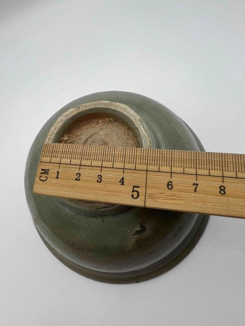 宋から元時代 青磁 龍泉窯暗刻模様弦文碗 鉢 茶碗 唐