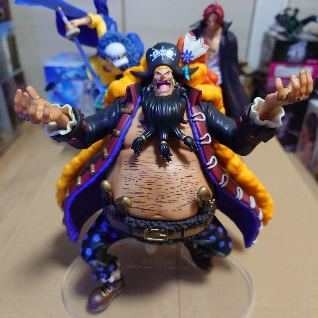 ワンピース 一番くじ フィギュア シャンクス キッド ロー 黒ひげ