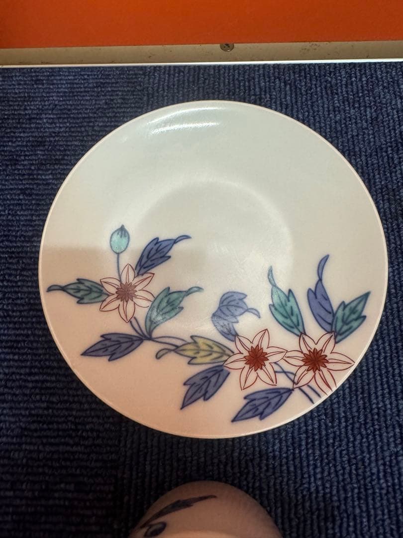 1856 人間国宝 十三代今泉今右衛門 錦鉄仙絵紅茶碗の通販｜easaal.com