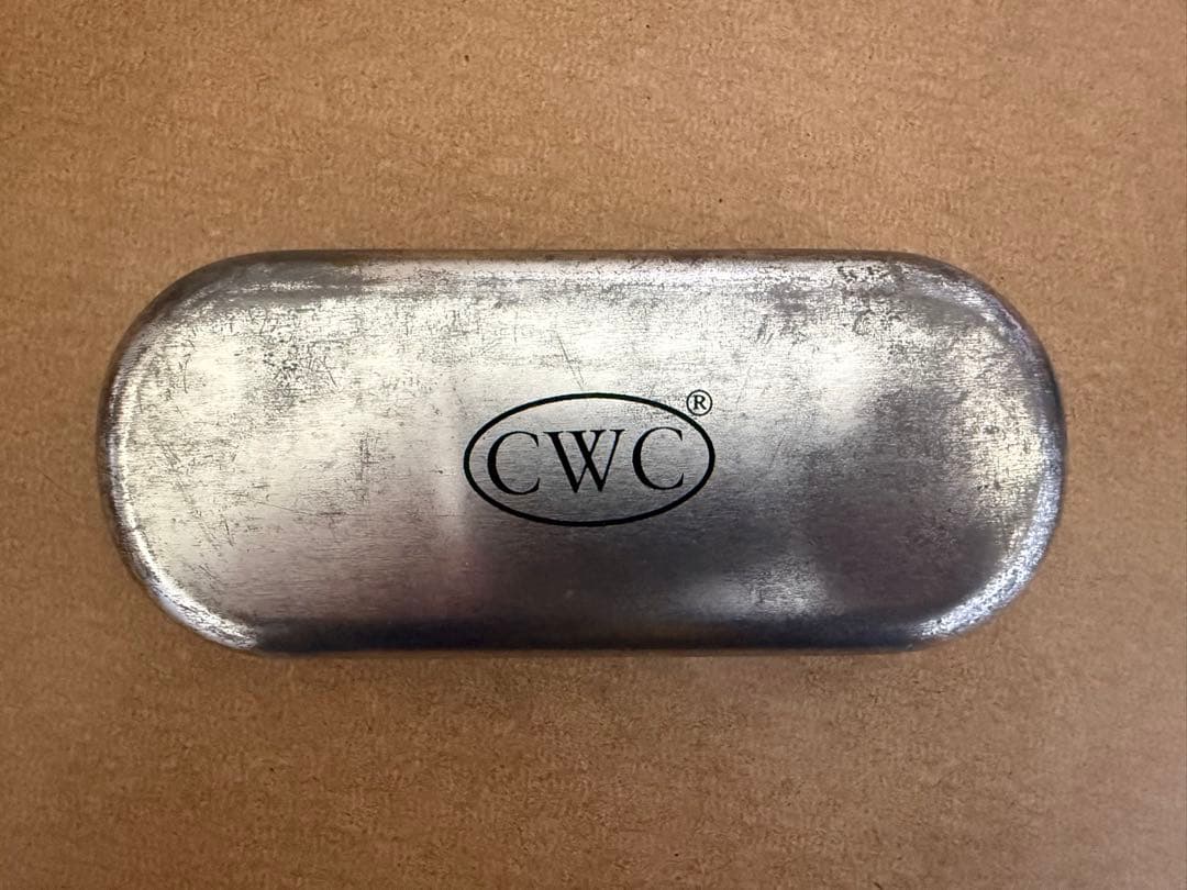 i*y様 CWC クロノグラフ 3針 ブラック文字盤 ミリタリー