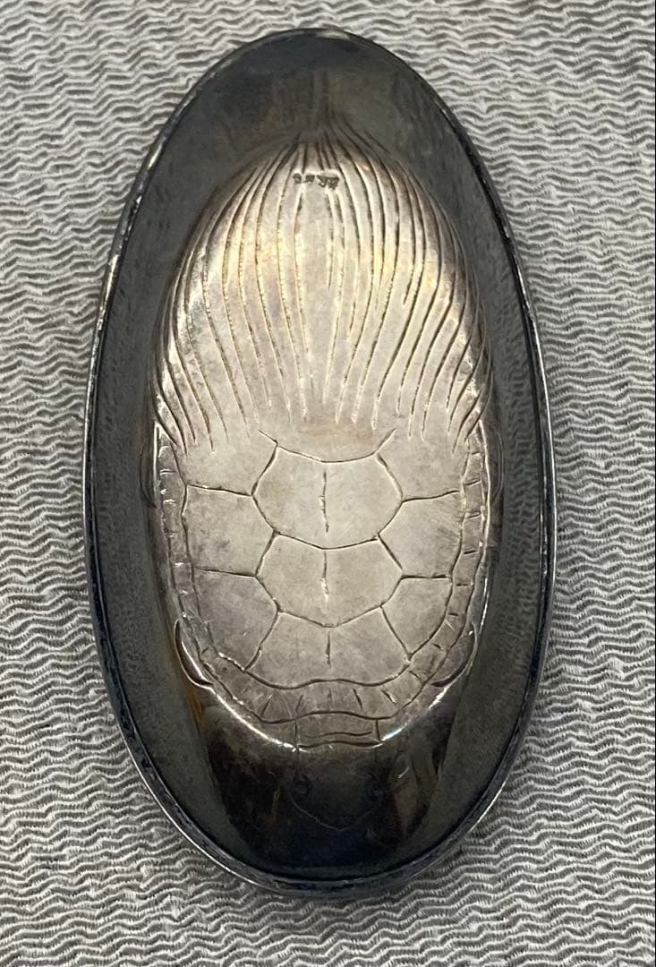 B491s 岡野利光造 鶴亀香合 純銀製 京都 共箱 茶道具 香道具 金工師