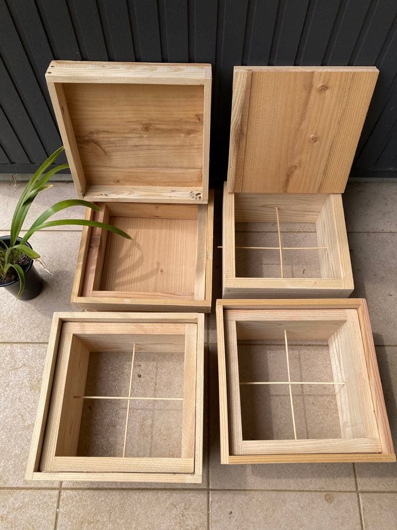 日本ミツバチ用巣箱 重箱式 キンリョウヘンおまけ