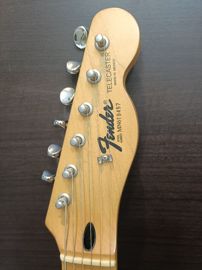Fender Telecaster ブラック テレキャスター シールド ストラッ
