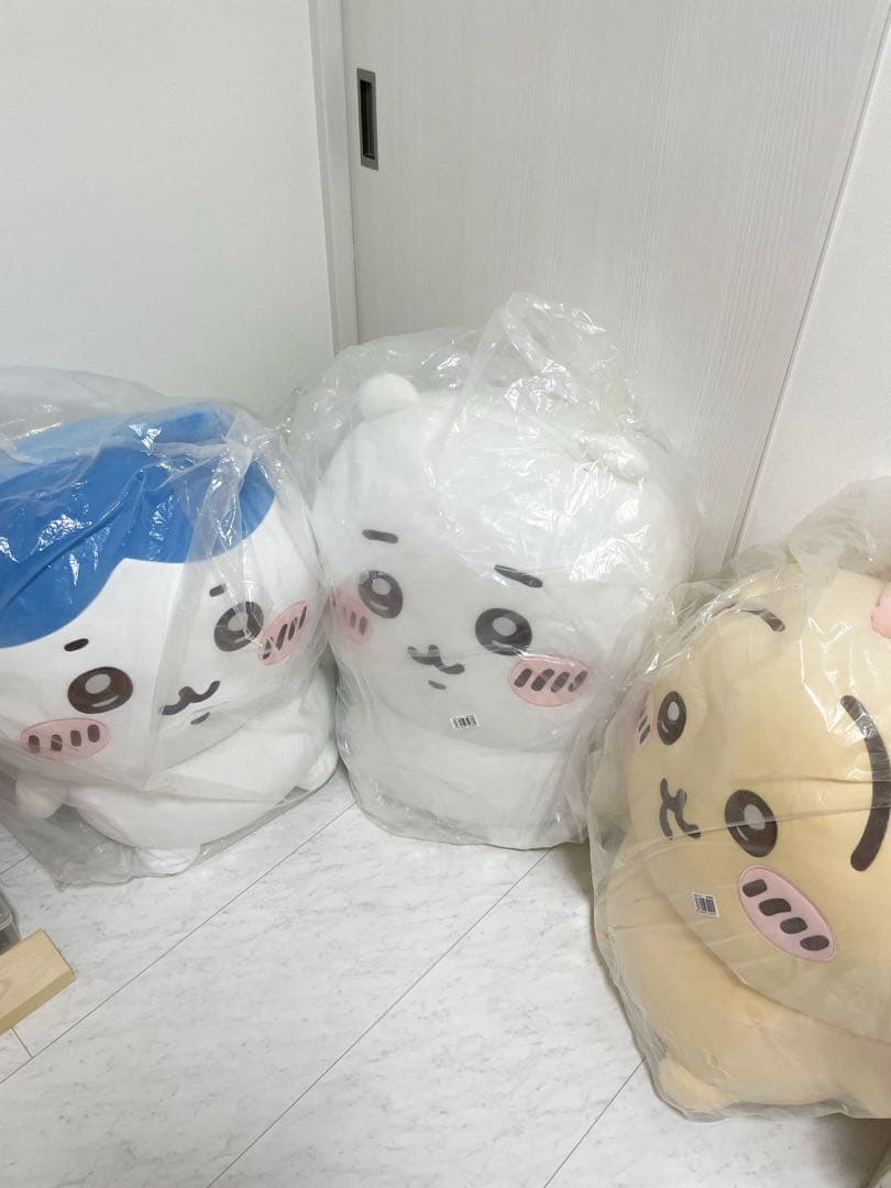 minisoちいかわ 超BIG 520元　ぬいぐるみ