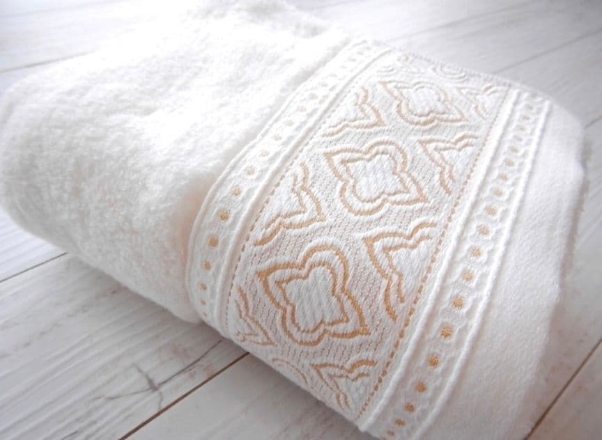 新品☆UCHINO☆最高級☆海島綿☆純金蒸着☆超高価☆豪華☆肉厚☆フェイスタオル