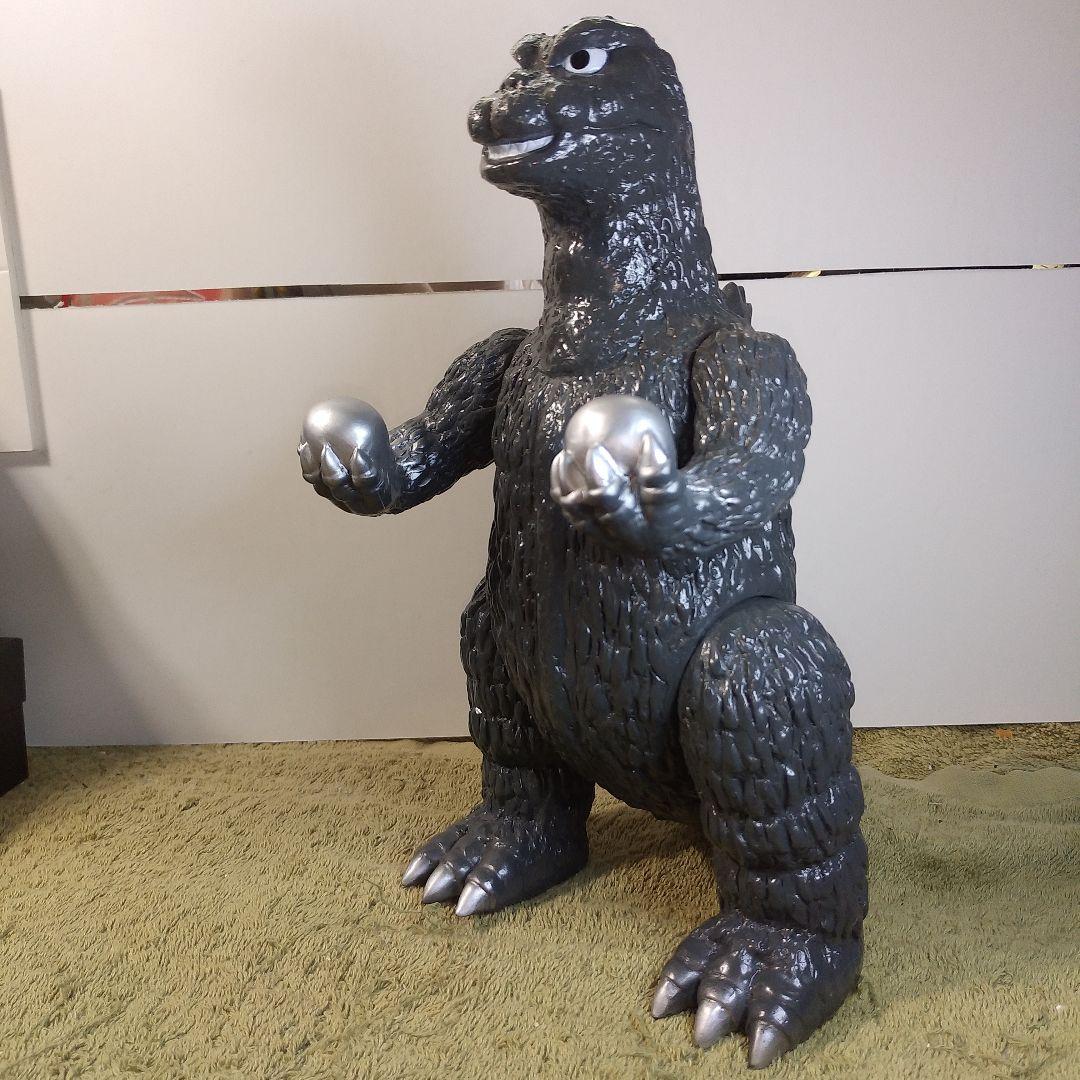 マーミット「ゴジラ」未塗装バージョン