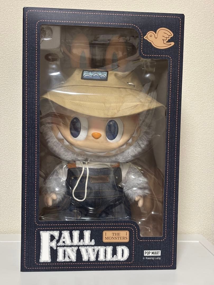 THE MONSTERS FALL IN WILD ぬいぐるみペンダント ラブブ THE MONSTERS