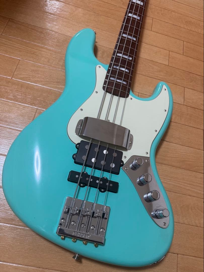 生産終了 Fender JINO Jazz Bass Seafoam Green - メルカリ