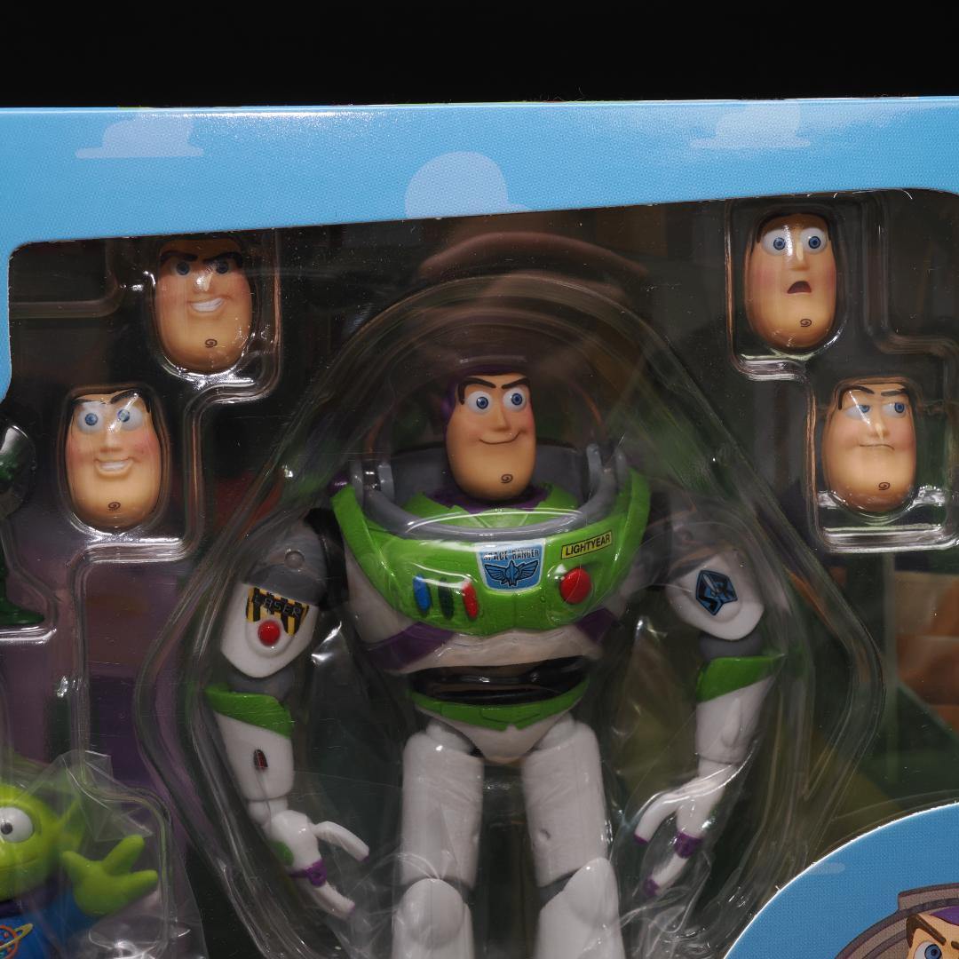 【開封品】リボルテック バズ・ライトイヤー Ver.1.5 トイストーリー