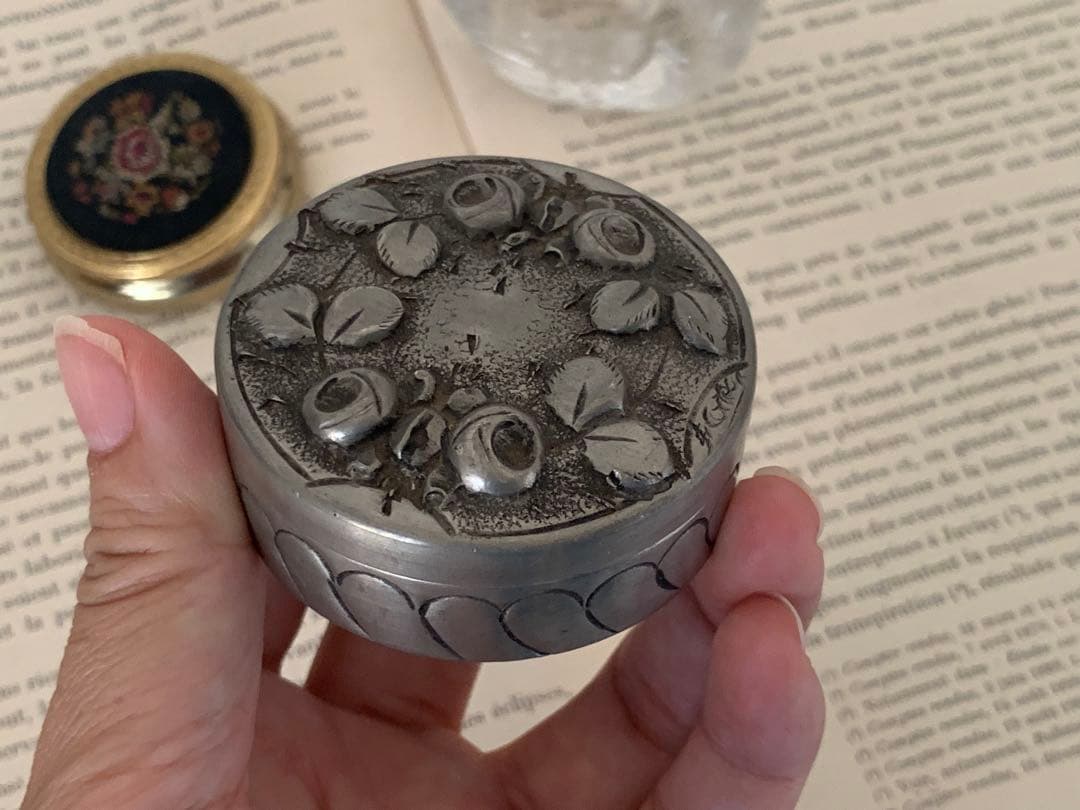 フランスアンティーク 小物入れ 金属製 ブロカント 蚤の市 ドイツ