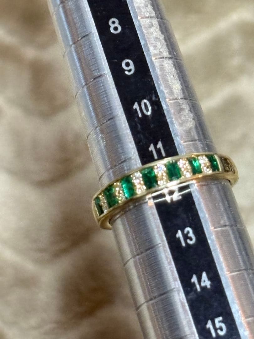 最終お値下げ　k18エメラルド ダイヤモンド リング 12号
