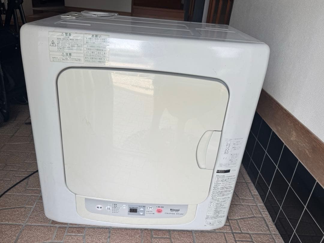 リンナイガス衣類乾燥機 乾太くん RDT 50S 1 LPガス 「スチーム