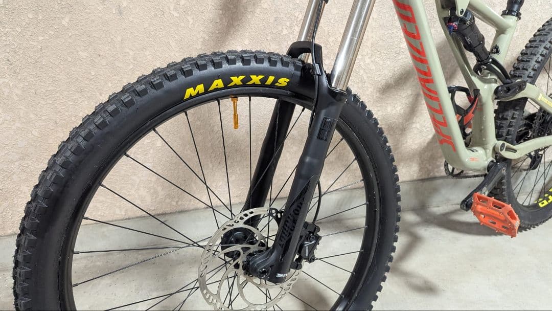 Specialized Stumpjumper　フルサス MTB