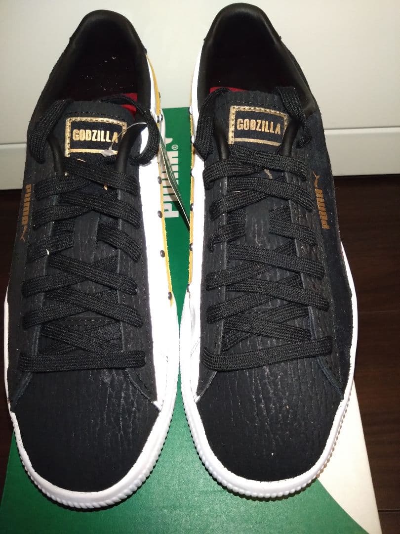 □新品未使用□シークレットベース ゴジラ ソフビ PUMA スニーカー
