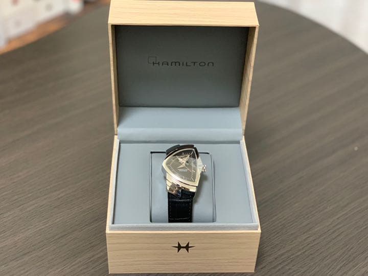 ウズベキスタン 貨幣セット 200000ソム 100000ソム