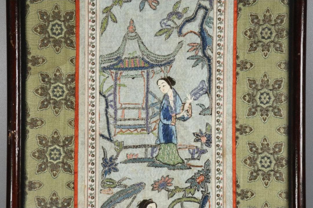 珍】 ☆ 額装 亭台仕女図繍片 ☆ 民国時期 刺繍 仕女紋 亭