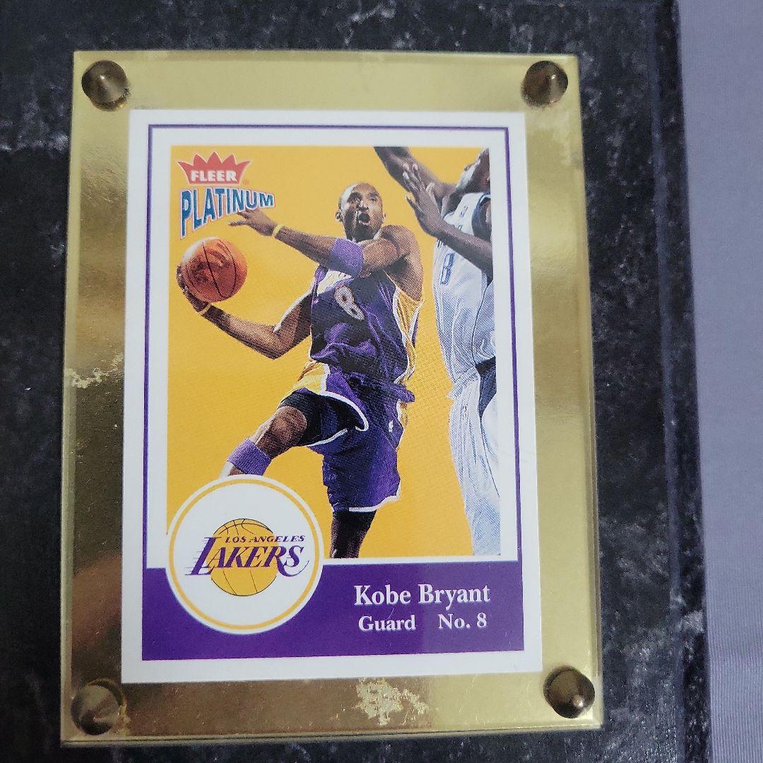 NBAカードコービー希少品