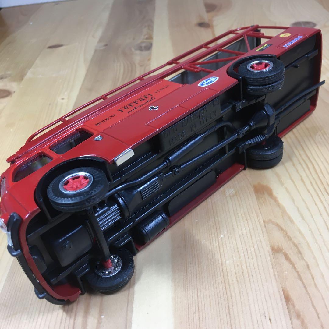 1/43チームフェラーリトレーラー　レア物