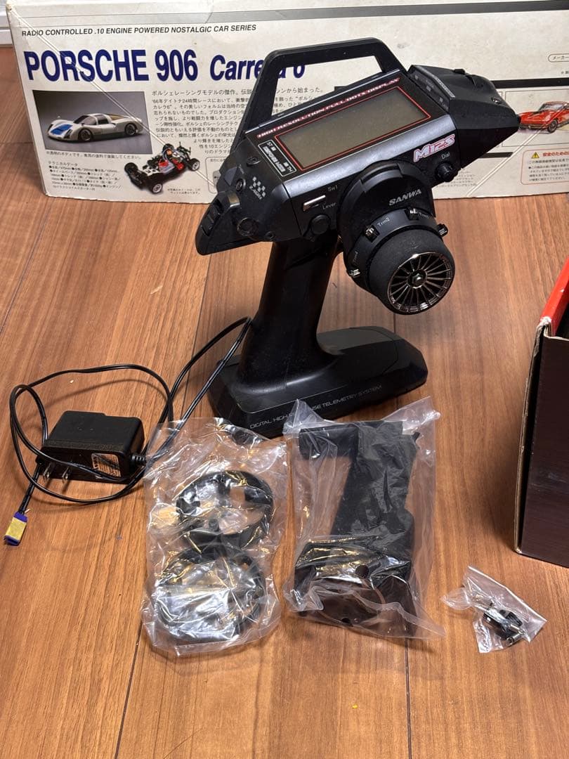 京商1/10ビンテージエンジンRCカー Porsche 906 フルセット