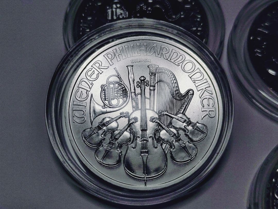 オーストリア ウィーンフィル1オンス銀貨 4枚セット コインケース付き