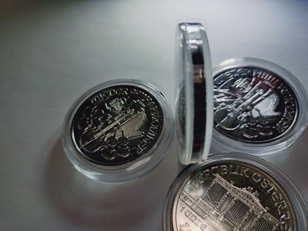 オーストリア ウィーンフィル1オンス銀貨 4枚セット コインケース付き