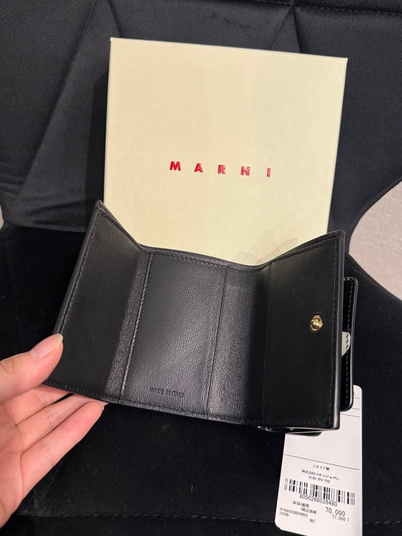 MARNI ドット柄 三つ折り財布 三つ折り MARNI(マルニ) 折りたたみ財布