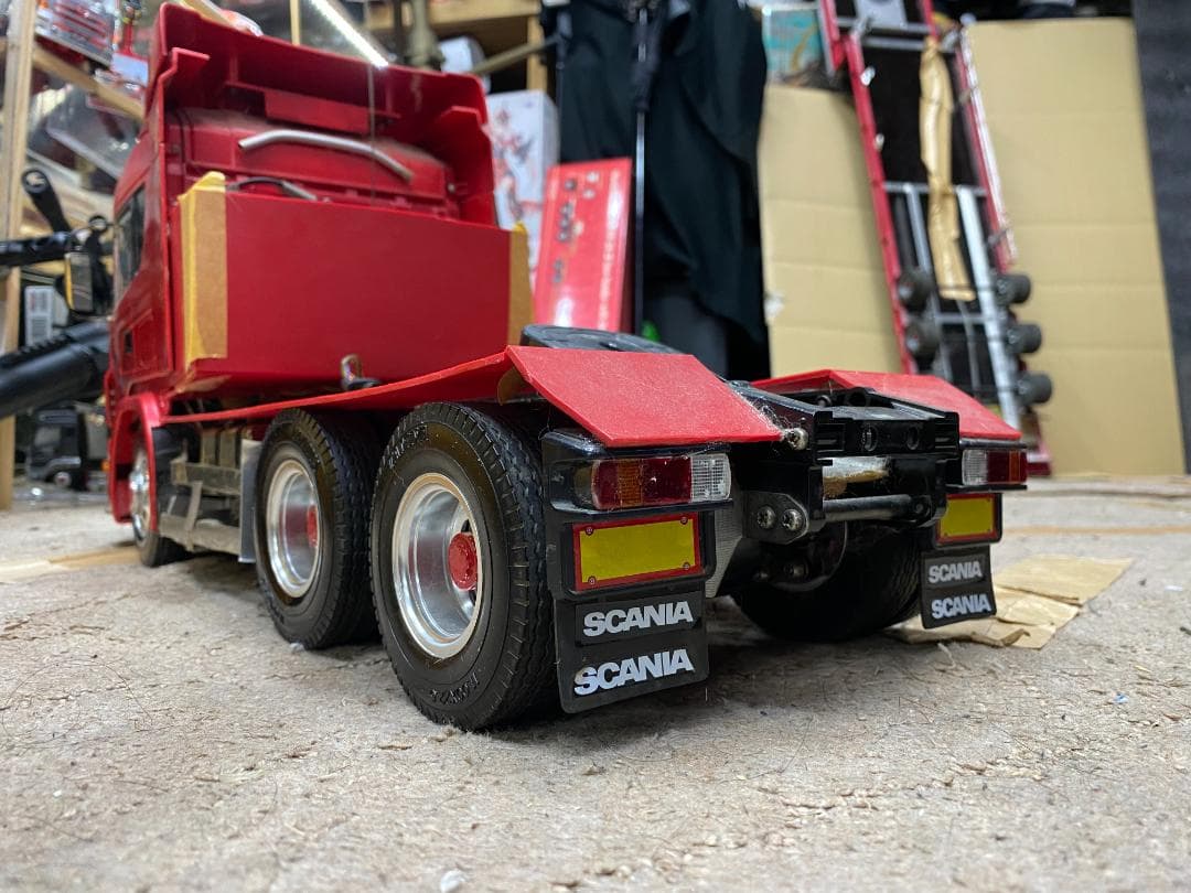 タミヤ　1/14 スカニアR620フルオペレーション　重機トレーラーセット
