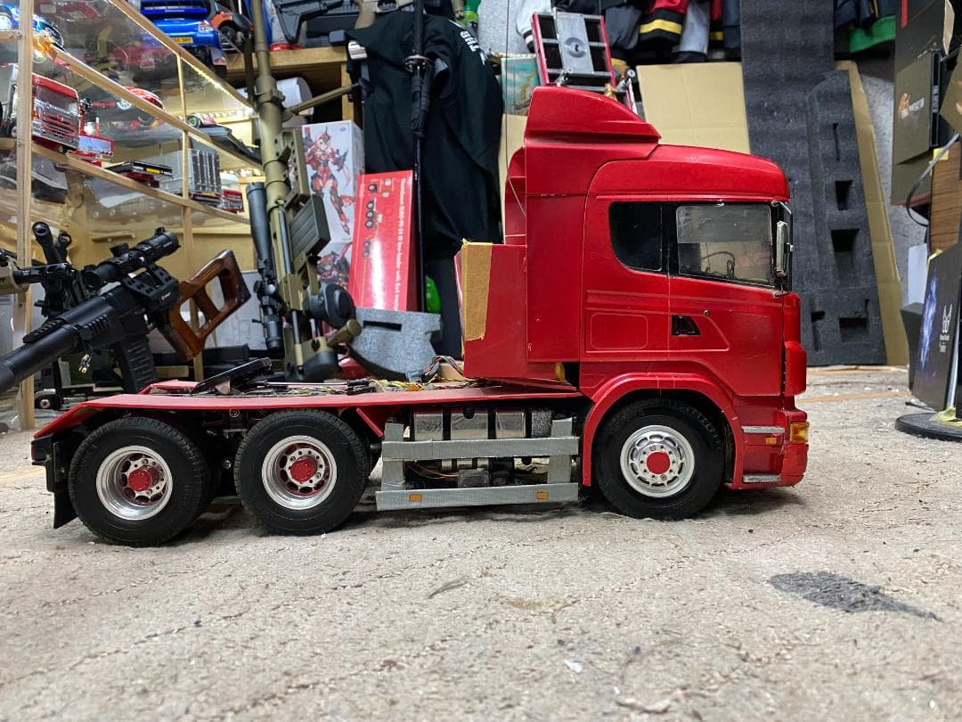 タミヤ　1/14 スカニアR620フルオペレーション　重機トレーラーセット