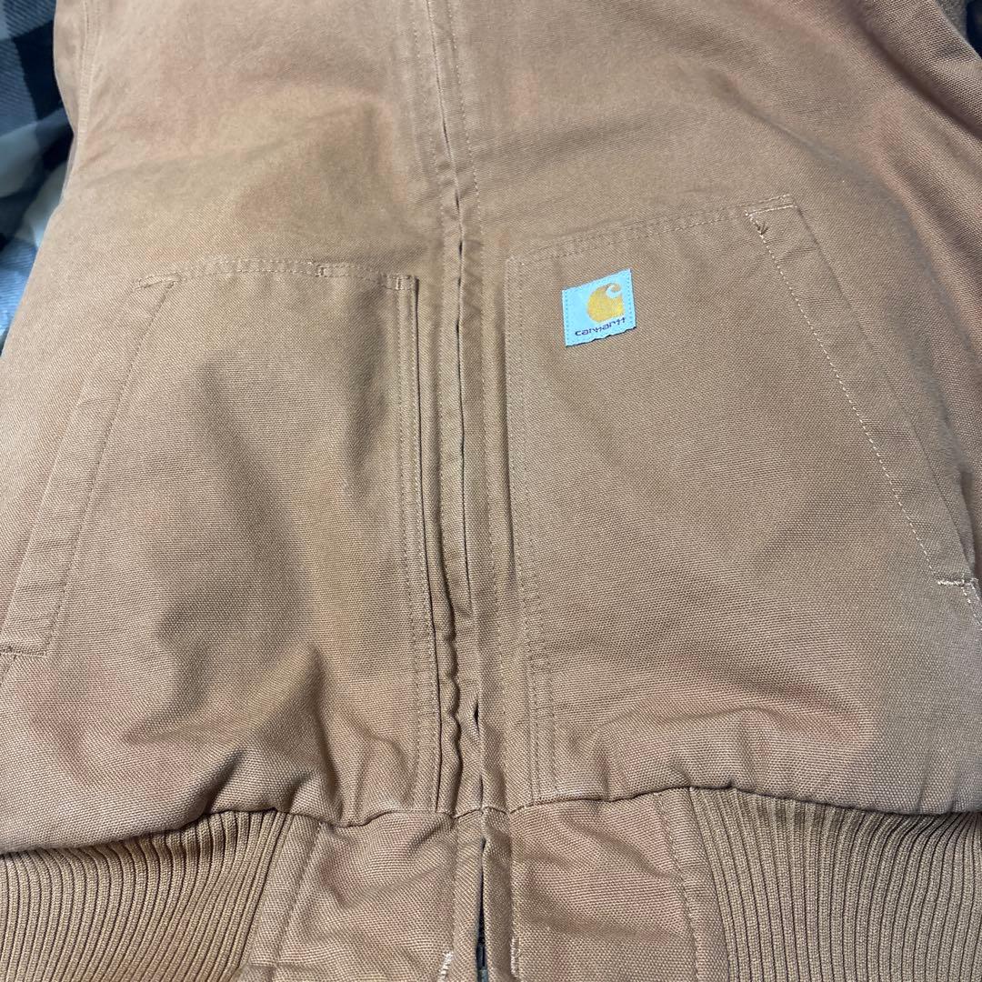 Carharttアクティブジャケット