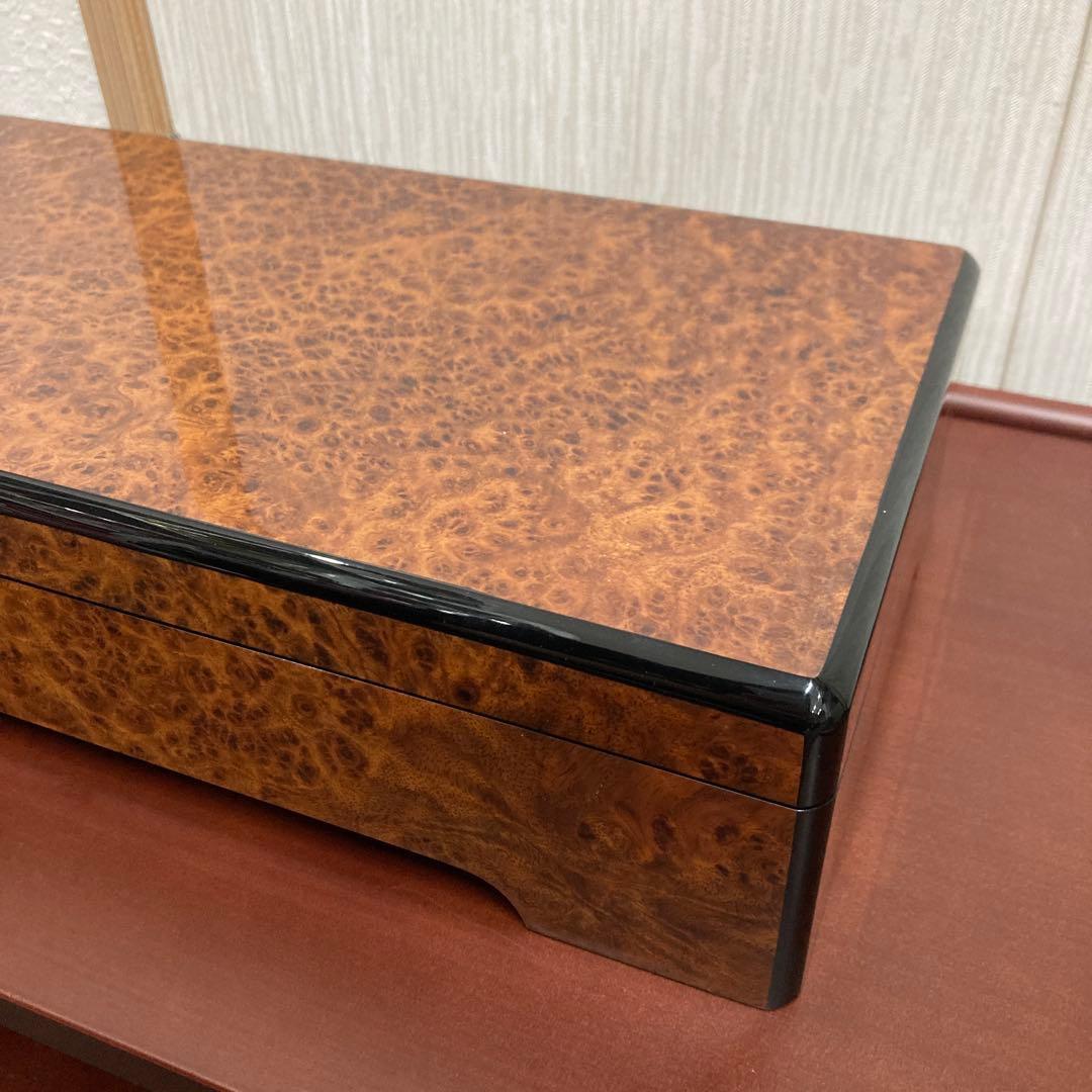 スイスオルゴール REUGE 入会証明カード