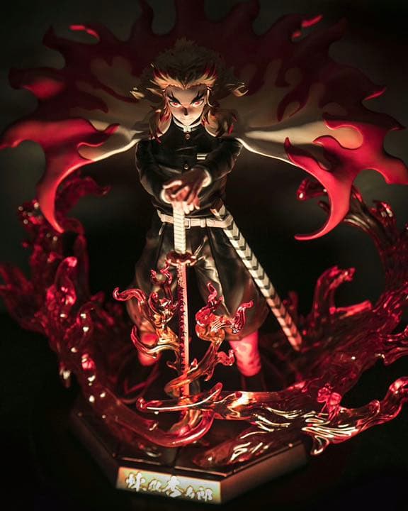 人気 鬼滅の刃 フィギュア 煉獄杏寿郎 無限列車編