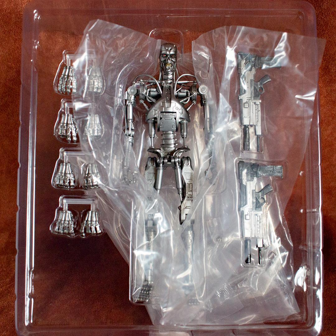 t*2様 MAFEX　エンドスケルトン　ターミネーター2