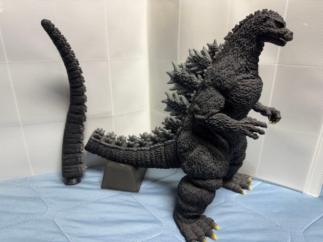 東宝30cmシリーズ 酒井ゆうじ造形コレクション ゴジラ1992 丹沢進撃