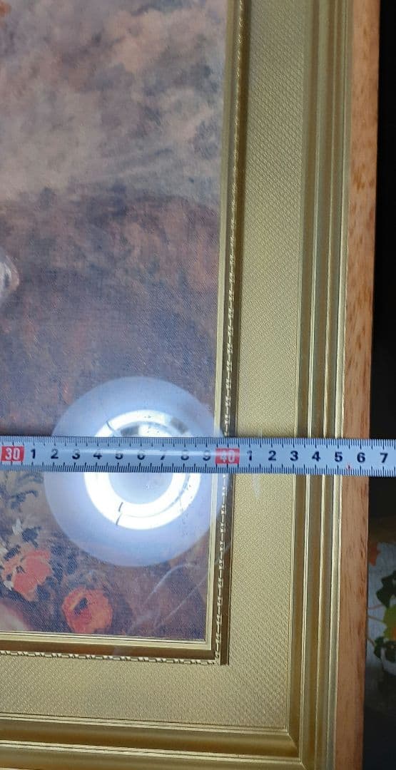 ルノワール「ヒナギクを持つ少女」