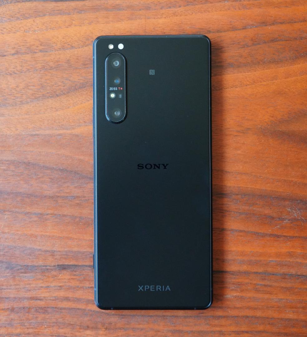 美品　SONY　Xperia1Ⅱ（国内SIMフリー）12G/256GB カバー付