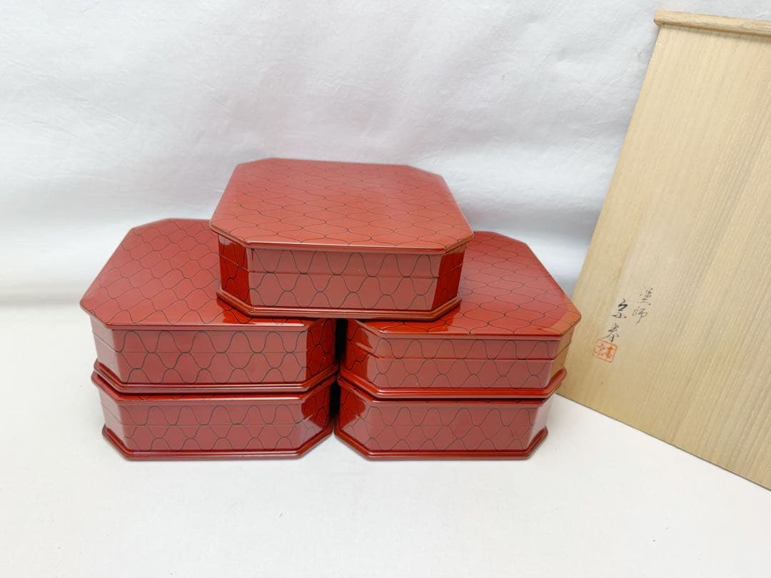 懐石道具 塗師 宗春作 木製 朱塗網目蒔絵 5段縁高重 銘々