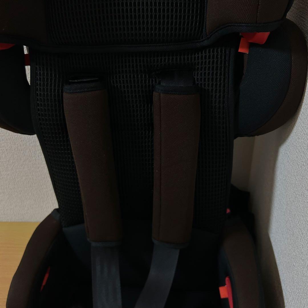 日本育児 トラベルベスト EC Fix ブラウン ジュニアシート